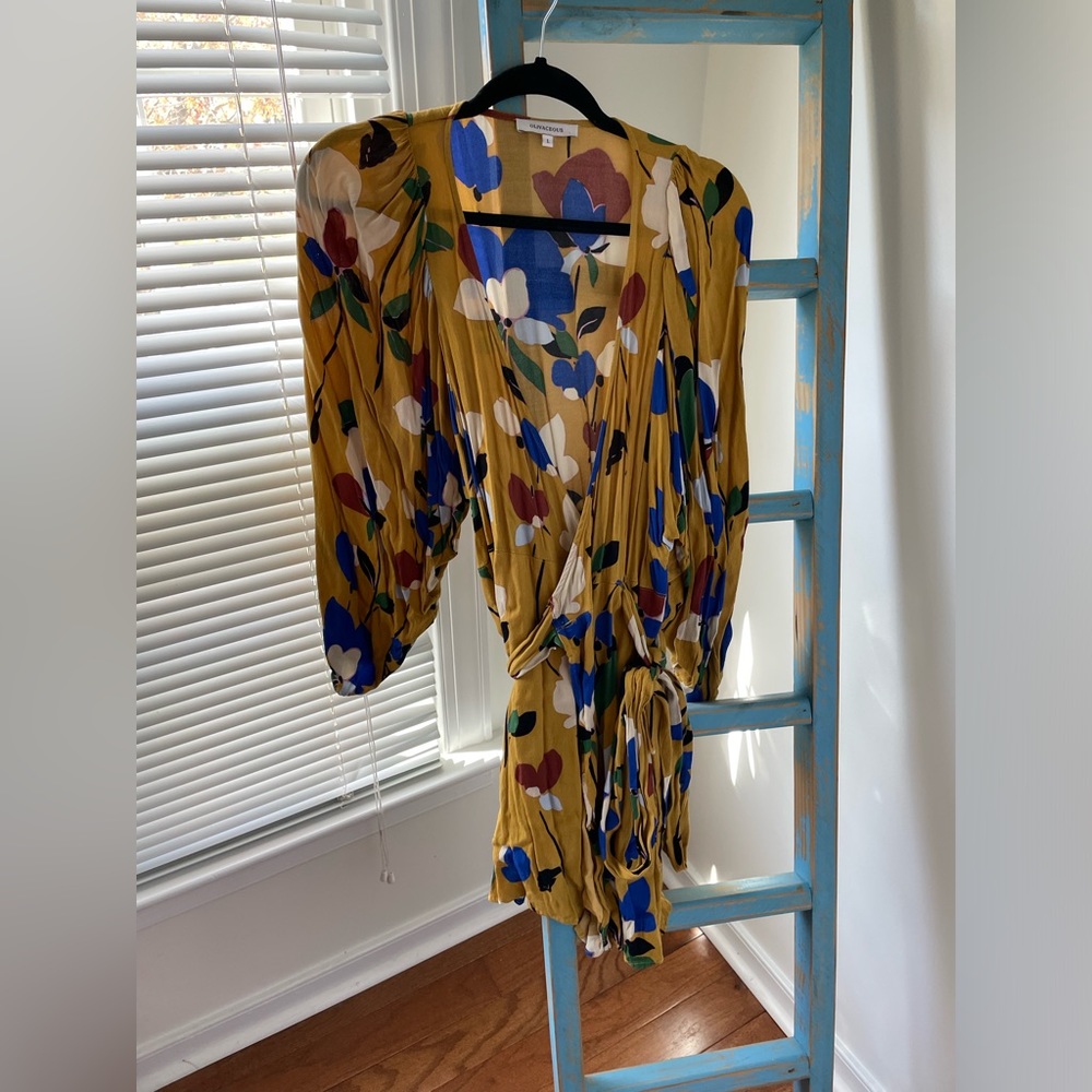 Pretty floral mini wrap dress!